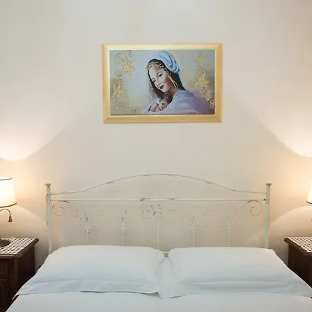 In Cristina Πανσιόν 4*