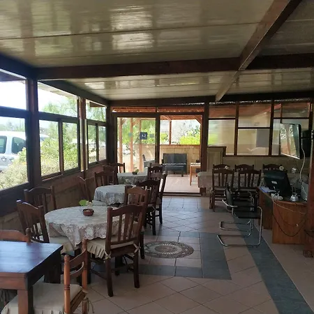 In Cristina بيت ضيافة غالّيبولي