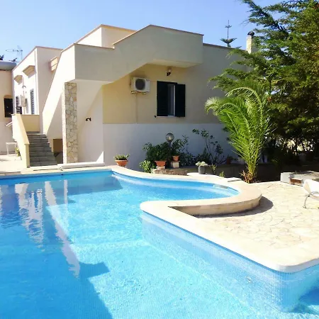 بيت ضيافة In Cristina غالّيبولي